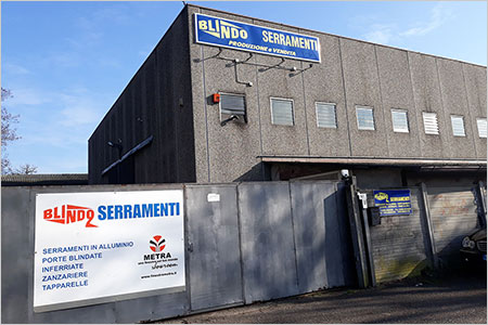 Sede di Blindoserramenti a Pavia - Esterni